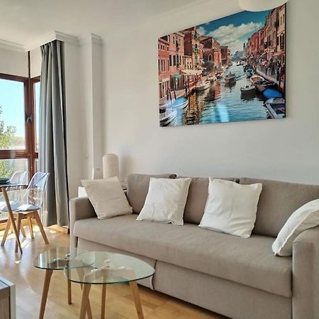 Madrid Wanda Aeropuerto Ifema Plenilunio Dy Apartment ภายนอก รูปภาพ