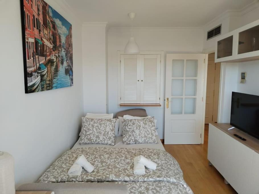 Madrid Wanda Aeropuerto Ifema Plenilunio Dy Apartment ภายนอก รูปภาพ